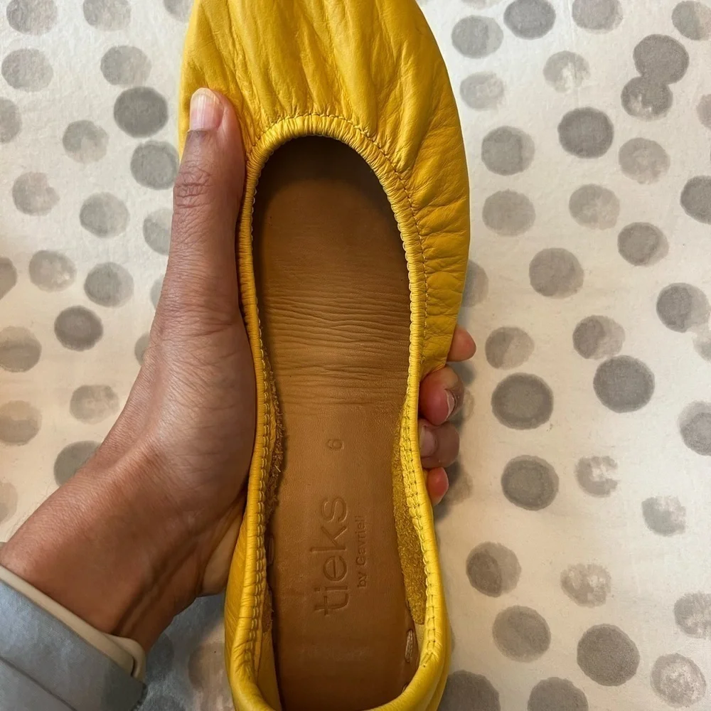 Tieks Mustard Yellow Ballet Flat Shoes Size 6